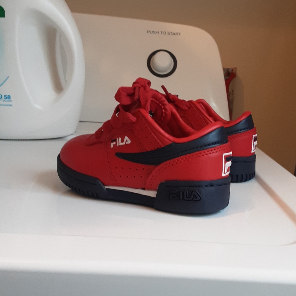 Shoes - Picture 2 of 3